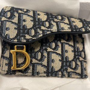 Dior SADDLE FLAP CARD HOLDER Brand new never worn!!!